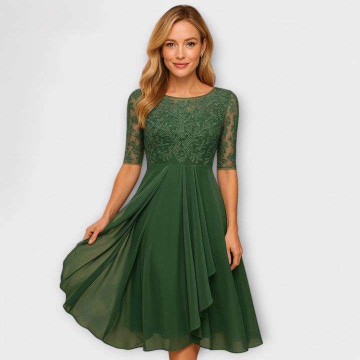 Martyna – Robe Midi avec Manches en Dentelle